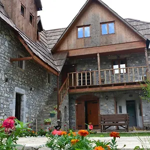 Shpella , Theth Albánia
